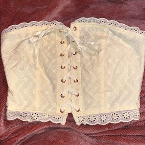 Light yellow laced tube top!